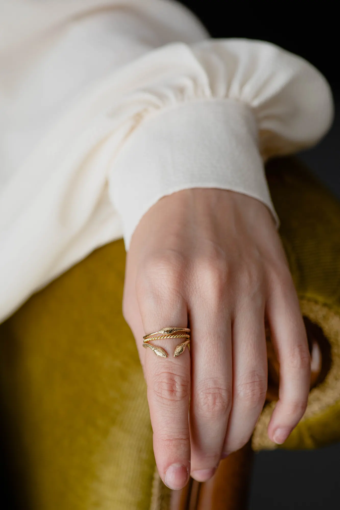 Double Snake 14K Gold Ring With Diamonds - Image 9