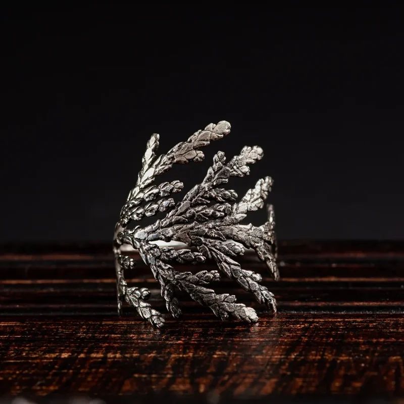 An image of a Juniper Sterling Silver Ring, handcrafted in Greece by Marren Jewelry studio.