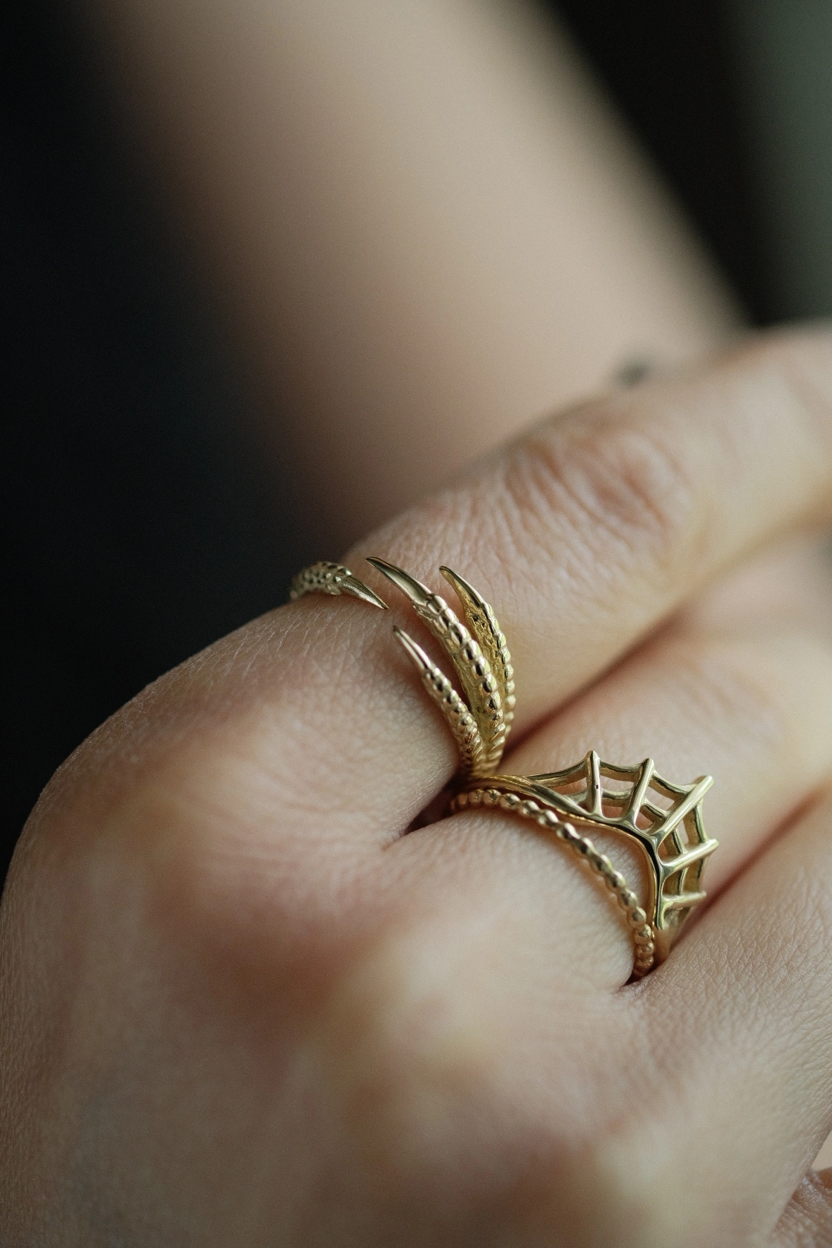 14K Solid Gold Claw Ring - Image 2