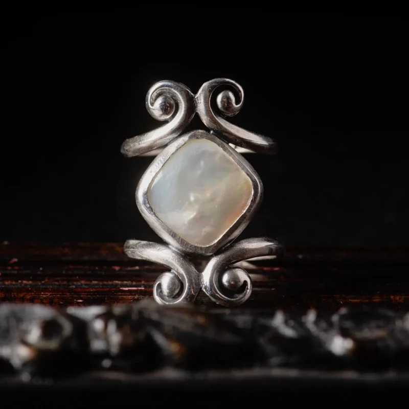 Mother of Pearl Statement Silver Ring