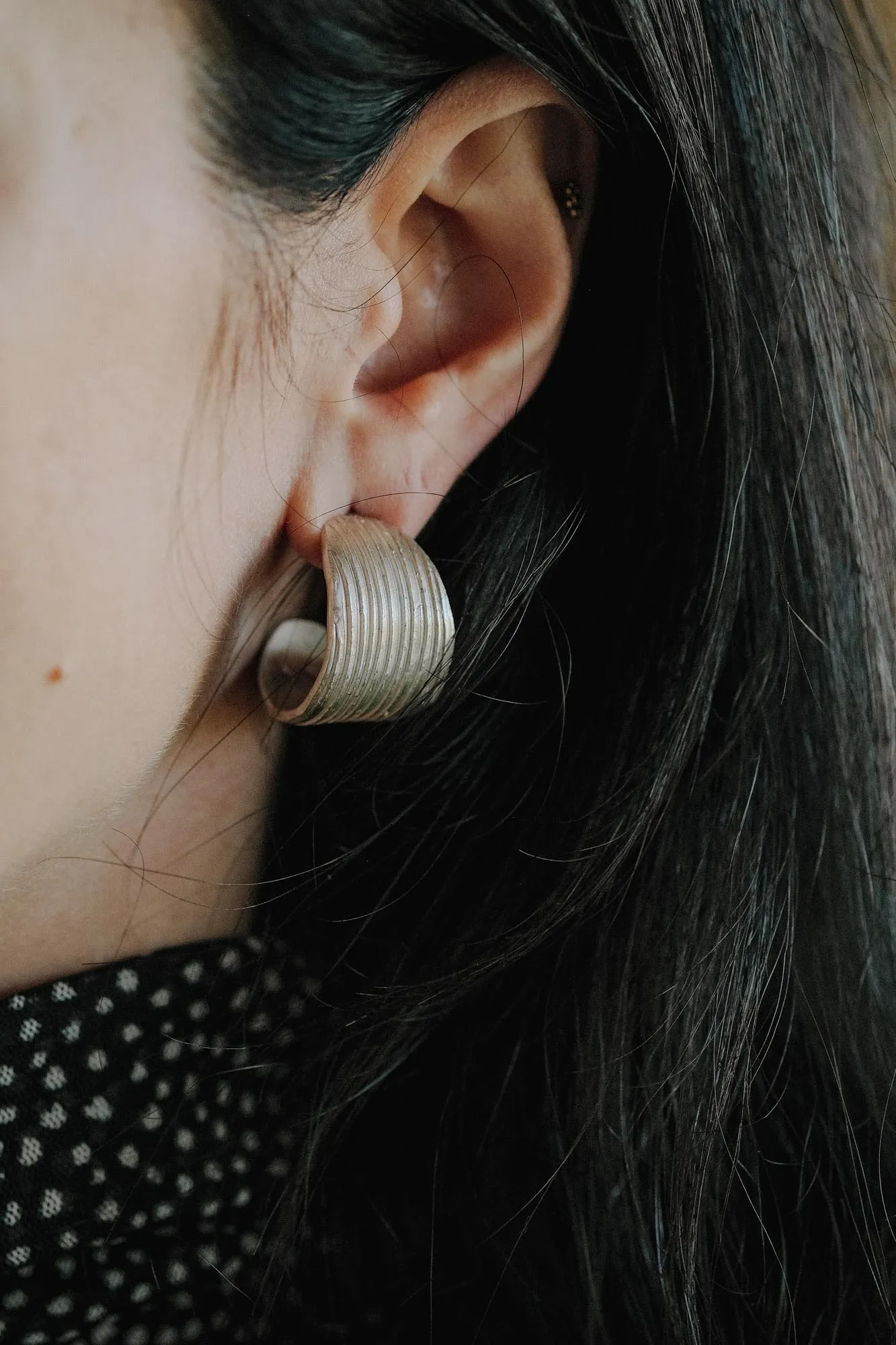 Textured Sterling Silver Hoop Earrings - Image 5